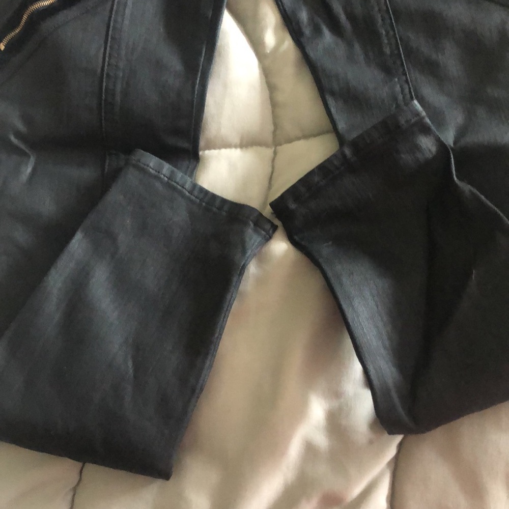 7 for all mankind! Size 27 - Picture 4 of 7